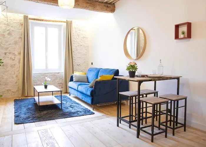 New - Ou Vieil Αντίμπ