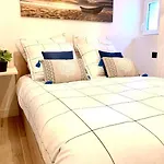 New - Ou Vieil * Antibes